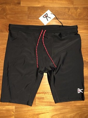 DISTRICT VISION Tom Tom recycelte halbe Strumpfhose 9 Zoll mit Taschen schwarz Größe XL
