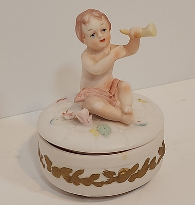 Vintage Lifton Trinket Ring Box With Baby Angel With Horn Round Footed Dish