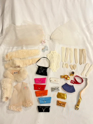LARGE LOT barbie mattel vintage accessories purses belts glove (24)