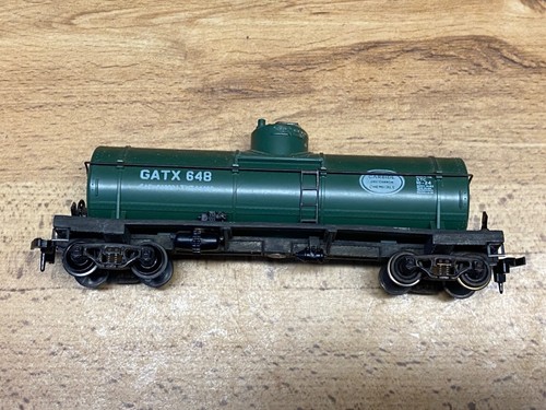 HO Scale Vintage GATX 648 Single Dome Tank Model Train Car - 5.5"