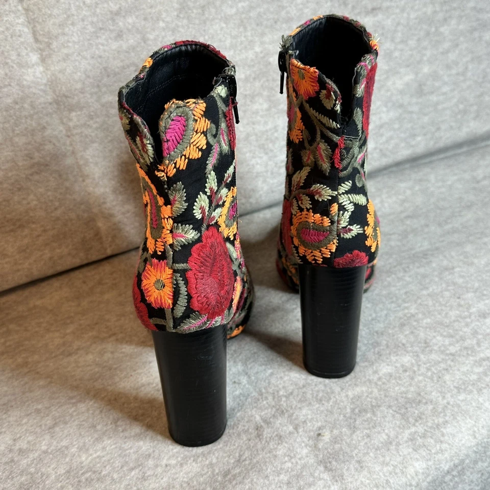 Bota Wild Diva Floral Y2K Bordada Salón Botín Talla 8 Foto 3 de 4
