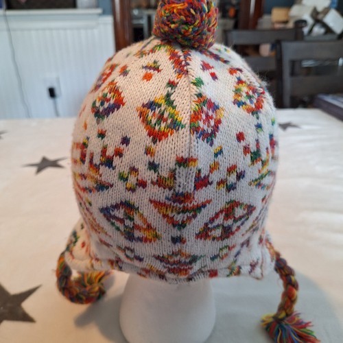 Lands' End Winter Hat Girls M-L Rainbow With Ear Flaps And Tassels Pom Pom - Picture 4 of 6
