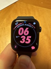 Apple Watch Series 8 45mm Midnight Aluminum Case with Sport Apple Watch Series 8 45mm Midnight Aluminum Case with Sport
