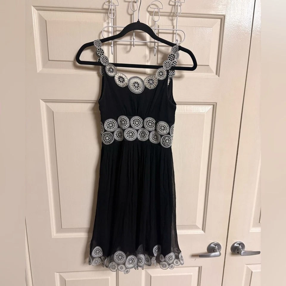 VTG RARE Y2K Catherine Malandrino 100% silk Empire Waist Appliqué Dress 60s mod - Image 2 of 4