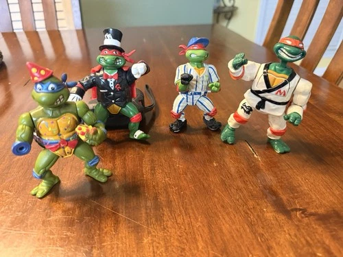 VTG TMNT Lot Of 4 Figures Raph Magnificent Party Leo Karate Mike Slamming Raph