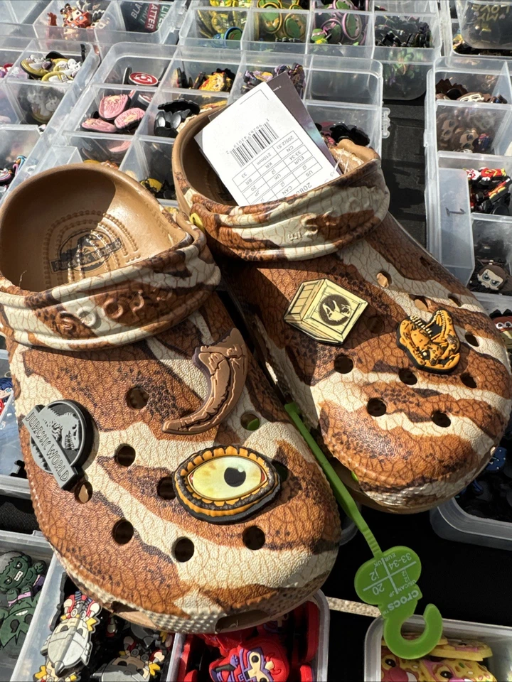 Crocs Jurassic World J2 - Imagem 4 de 4