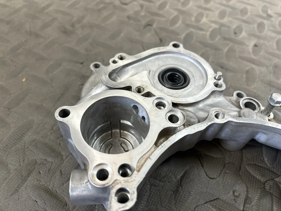 2012 YAMAHA 07-13 WR250F 06-13 YZ250F OEM RIGHT SIDE CASE INNER CLUTCH COVER - Image 3 of 4