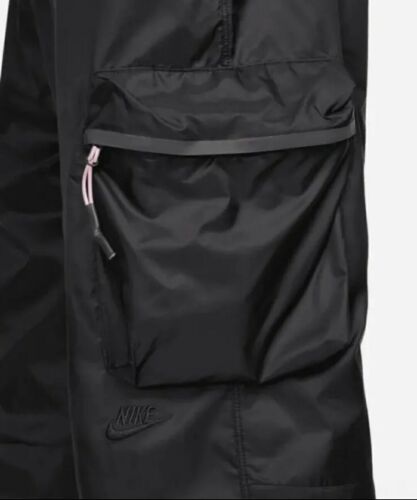 Pantalones tejidos forrados Nike Sportswear Repel Tech Pack para hombre talla grande DQ4278-011 $155. - Imagen 3 de 16