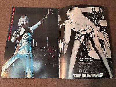 THE RUNAWAYS Japan Photo Book YOUNG IDOL NOW 1977 w/ Music THE RUNAWAYS Japan Photo Book YOUNG IDOL NOW 1977 w/ Music