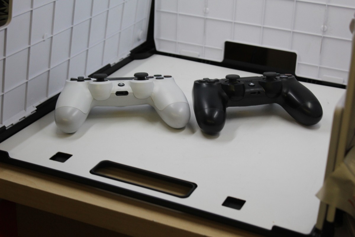 Awesome Sony PlayStation 4 Slim PS4 Black Console AW-CB262