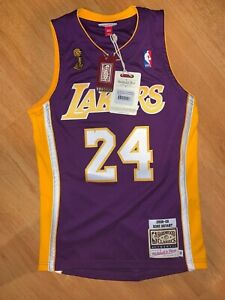 kobe bryant shirt number