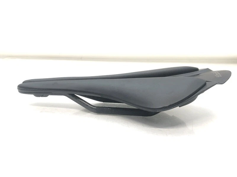 Fizik arione on sale r1 carbon