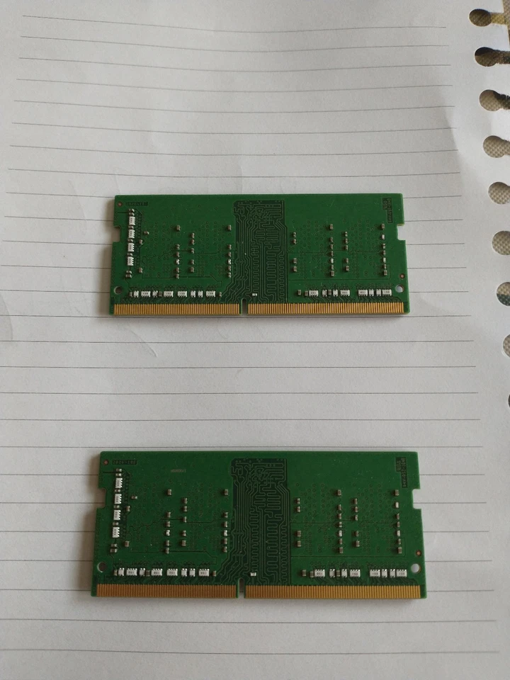 SK Hynix 4GB DDR4-SODIMM (2x 4GB) PC4-2666V Laptop Memory RAM HMA851S6DJR6N-VK - Image 2 of 2