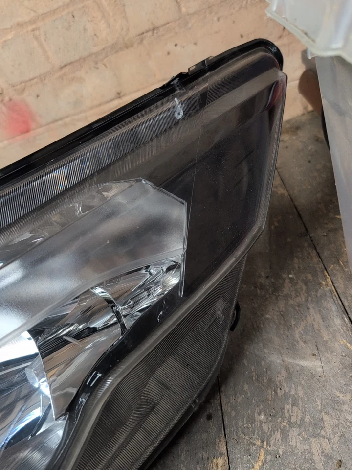 IVECO DAILY 2014-2019 GENUINO PASAJEROS LADO IZQUIERDO LUZ PRINCIPAL LÁMPARA 5801473745 Foto 3 de 4