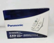 Panasonic 2.4 GHz Digital Cordless Answering System with Caller ID  (KX-TG2343W)