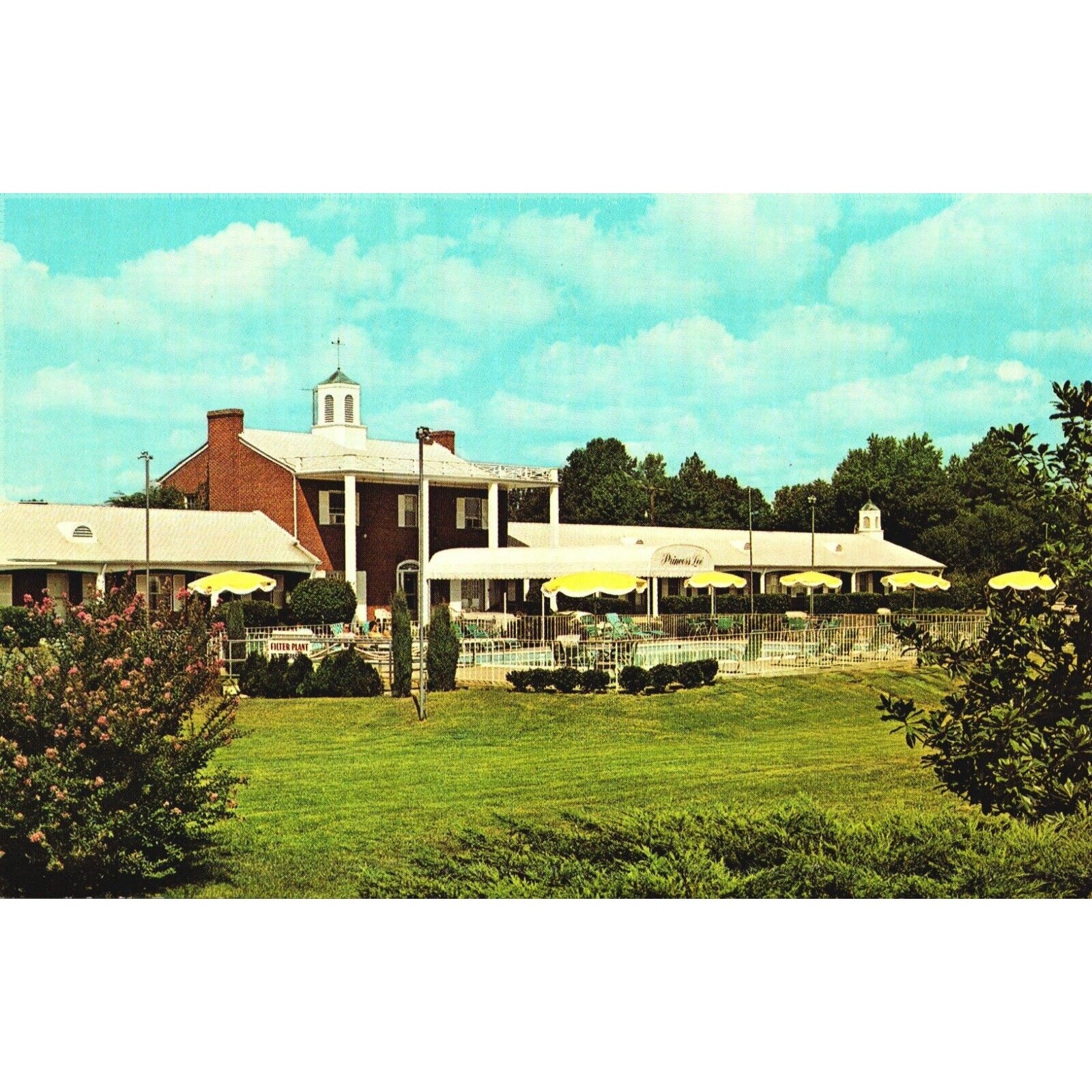 Postcard Virginia Richmond Princess Lee Motel Exterior & Pool Chrome Era