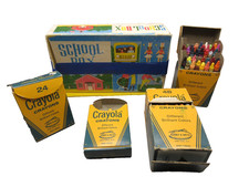 Vtg 1950-60s Crayola 4 boxes 48 24 Crayons Binney Smith in School Box USA