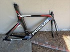 Cuadro Focus Izalco de Walser Aero de fibra de carbono