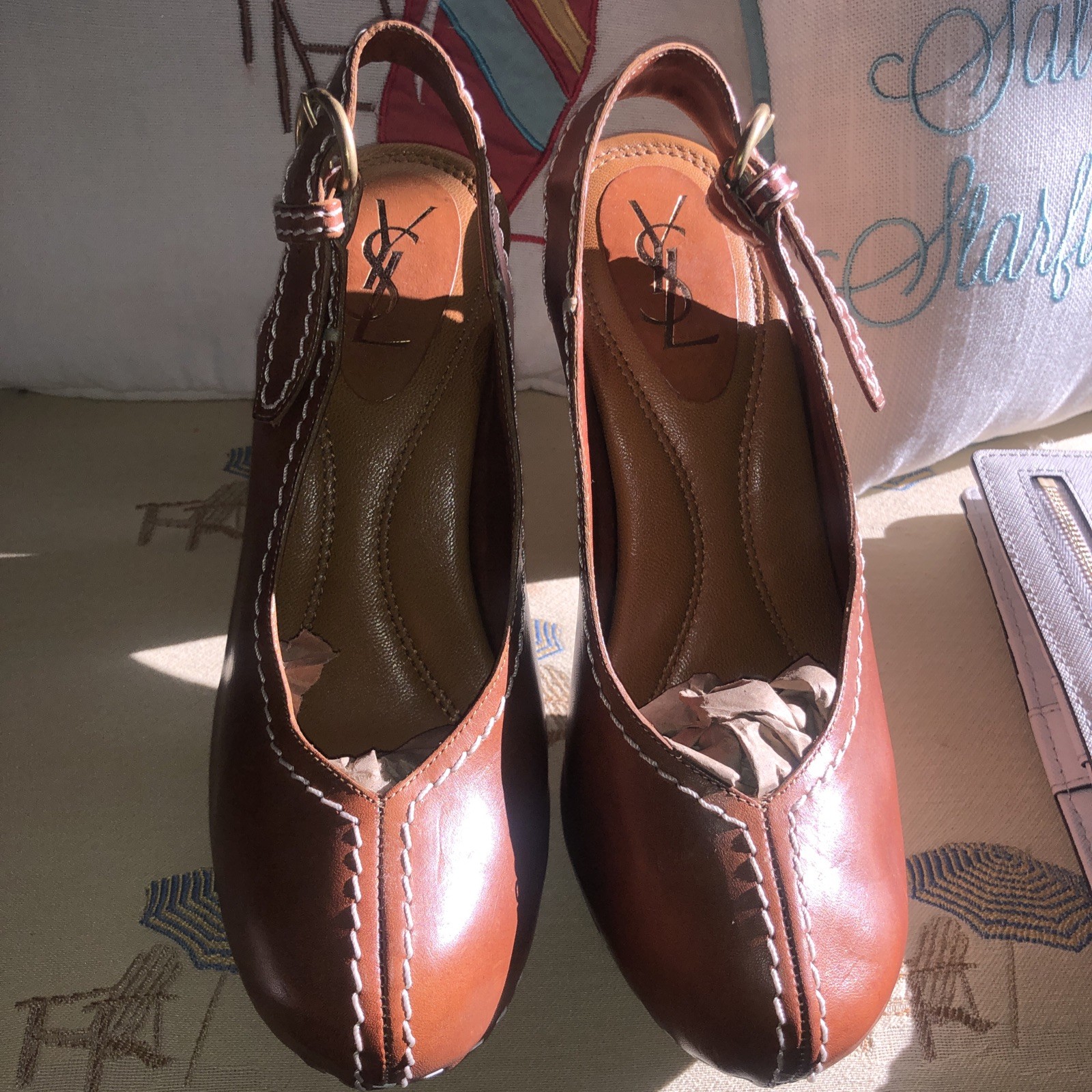 Tacchi YSL YVES SAINT LAURENT in pelle con plateau taglia 36 cuciture a contrasto cognac