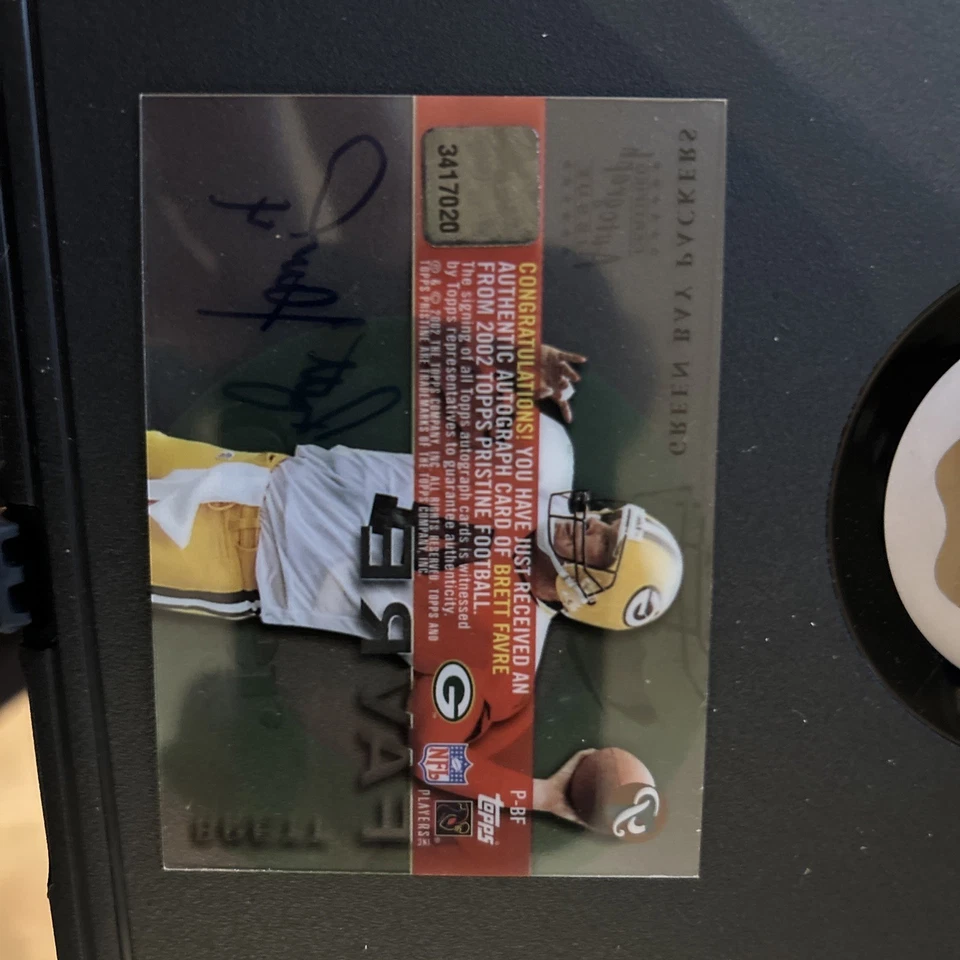 Topps Brett Favre 2002 acetato Green Bay Packers - automático Foto 4 de 4