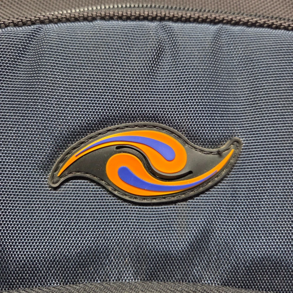 Mochila para laptop Everki Ascend Travel Checkpoint amigável preta azul EKP104 - Imagem 2 de 4