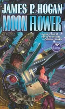 Moon Flower: N/a by Diamond Comic Distributors, Inc. (English) Paperback Book
