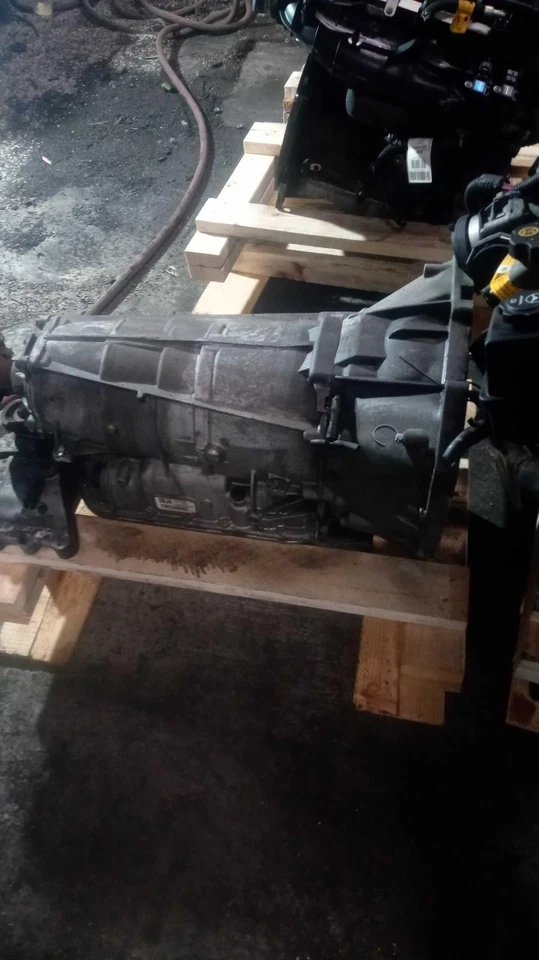 Conjunto de transmisión automática usado se adapta a: Chevrolet Camaro 2011 AT 3,6 grado B Foto 2 de 4