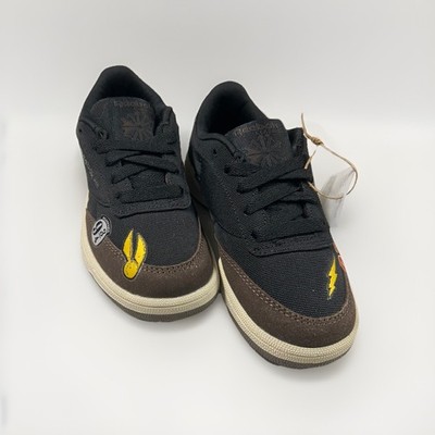 Reebok Sneaker - Kids Size: 11.5 Youth *NEW in Box*