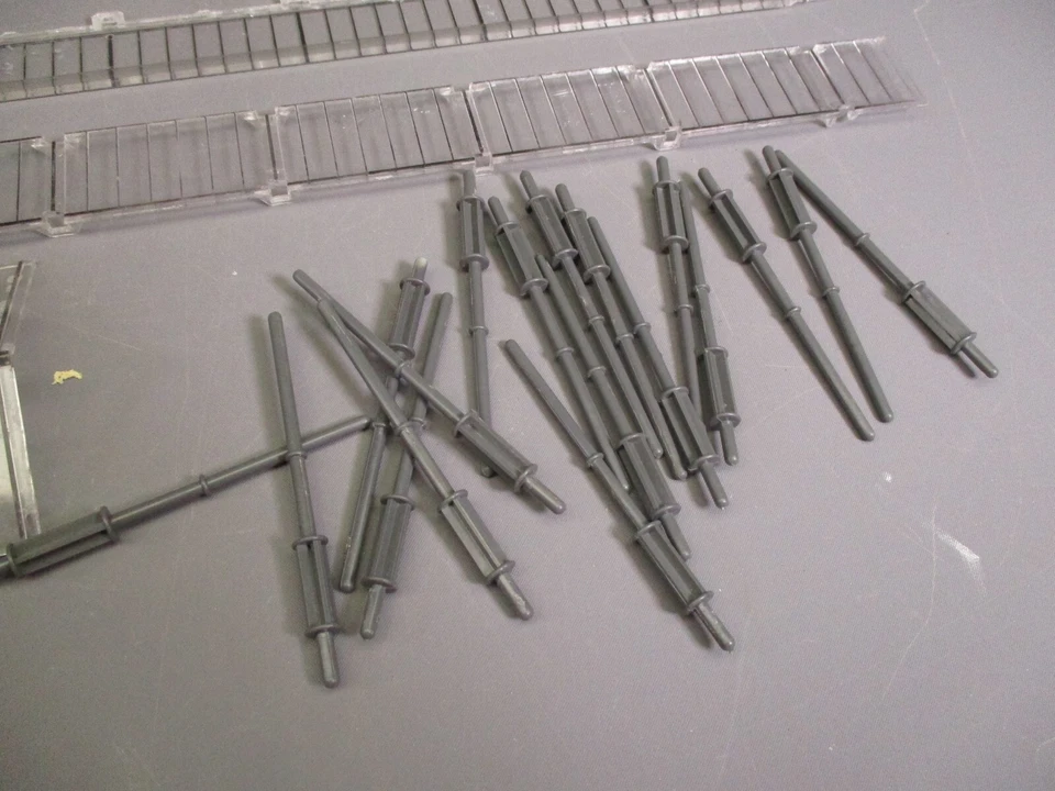 LQ1667 JOUEF 1019 Train Ho 1/87 1:87 Eléments pour grande verrière de gare - Photo 2/4