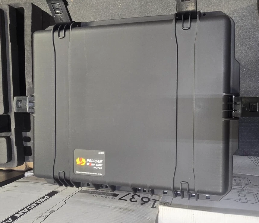 Estuche rodante Pelican Storm IM2720 nuevo en caja con etiqueta Envío gratuito Foto 2 de 4