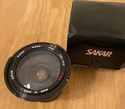 Sakar Super Wider Semi Fish-Eye 0.42x Macro Lens S7 / 52mm w/ case