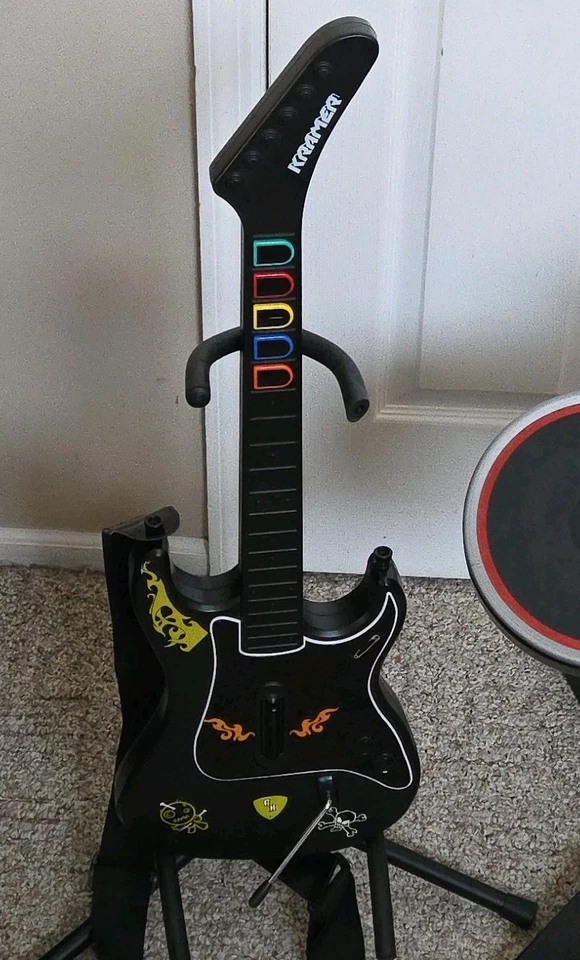 PS3 Lot Harmonix Rock band Wireless Drumset & 2 Guitars NO DONGLE NO DRUMSTICKS - Image 3 of 4