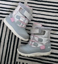 See Kai Run Gilman Waterproof/Insulated Silver Shimmer Boots Size 6 Toddler Gjrl