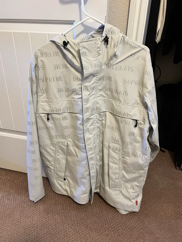 Chaqueta de lluvia reflectante Supreme Foto 3 de 4