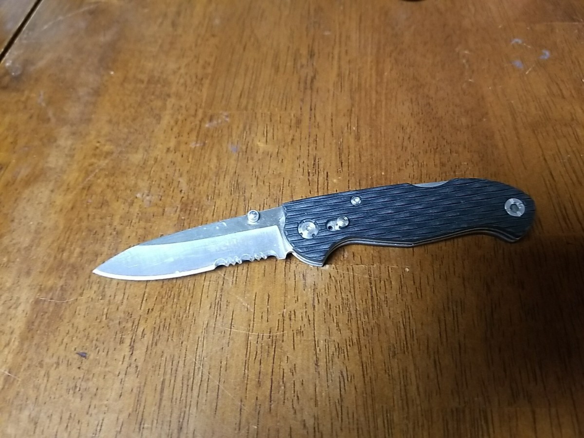 CRKT LAKE 111 7253Z Pocket Knife - Combonation Blade - Lock Back w