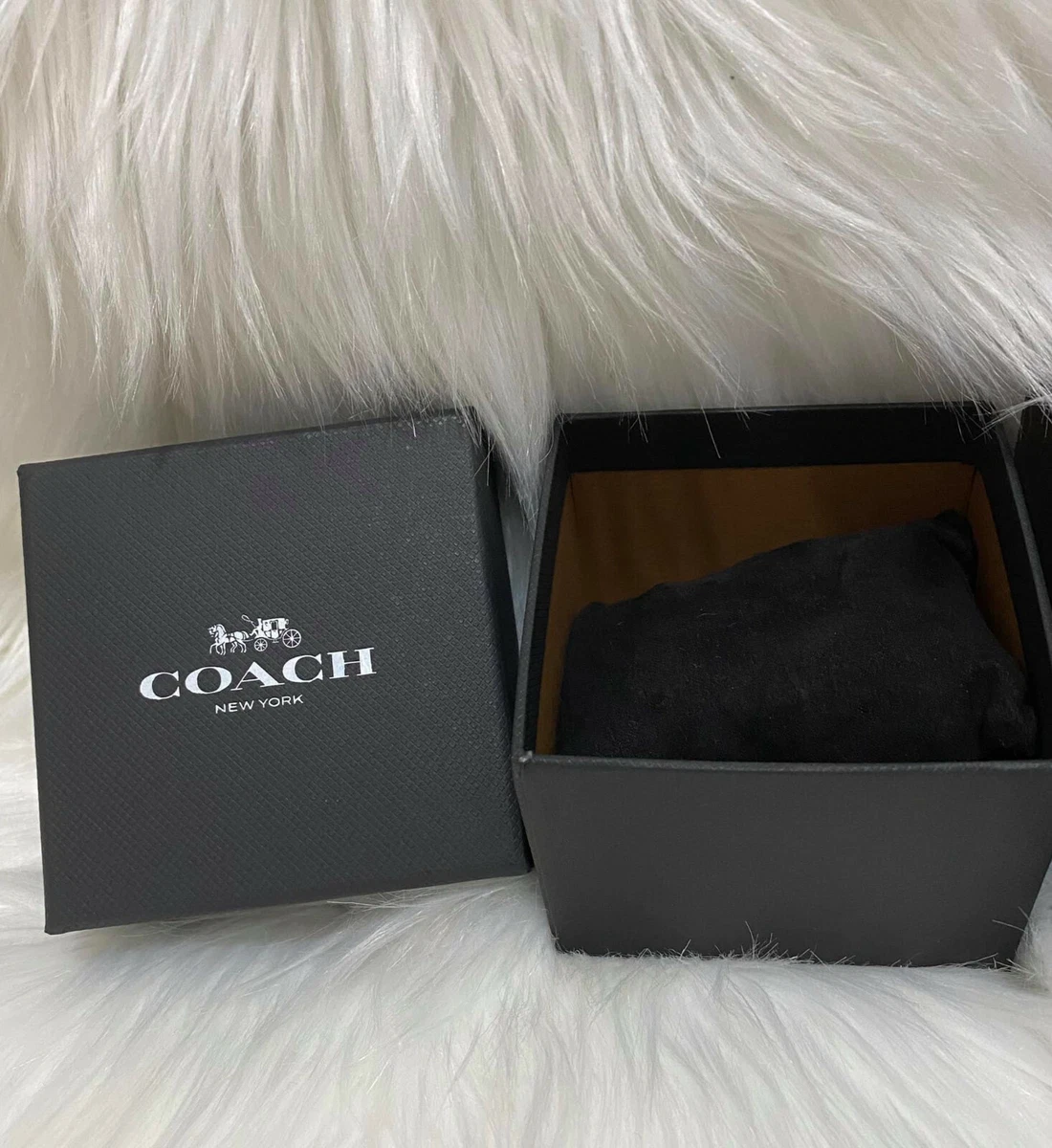 NEW COMPLETE COACH BLACK WATCH GIFT BOX PILLOW AND MANUAL