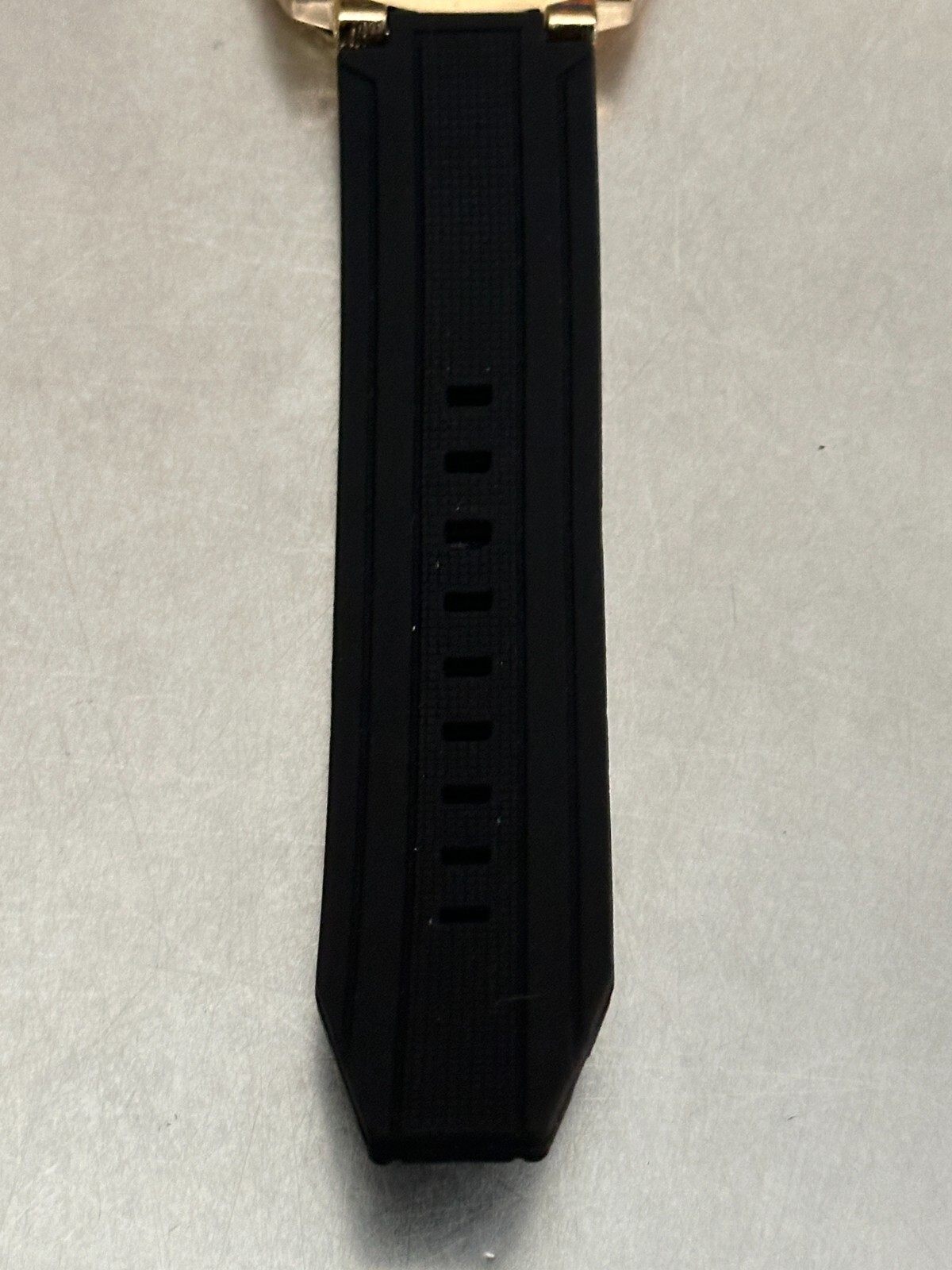 Foto 17 di 23