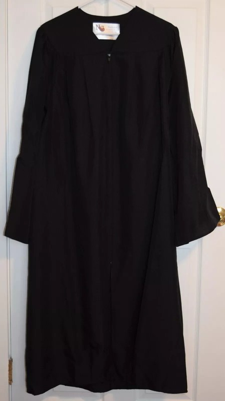 NATIONAL RECOGNITION GRADUATION ROBE - BLACK - 5 6  TO 5 8 