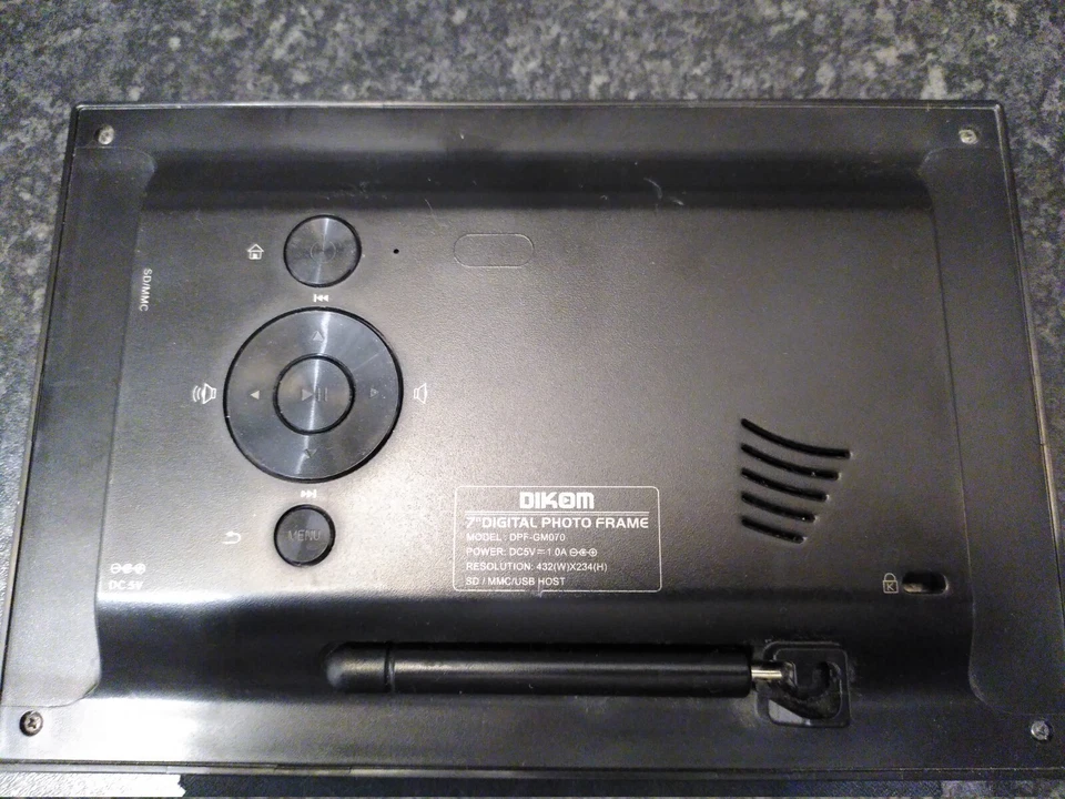 Dikom DPF-GM070 Digital Photo Frame - Image 2 of 4