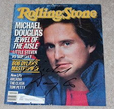 MICHAEL DOUGLAS SIGNED AUTHENTIC ROLLING STONE MAGAZINE w/COA ACTOR WALL STREET 