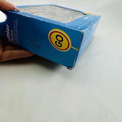 Collectors Tesco GO Junior Diecast And Plastic Playset & Accessories 2003 - Picture 10 of 17