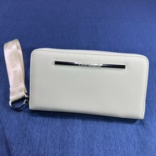 Steve Madden Wristlet zipper Chrome accent Black lining