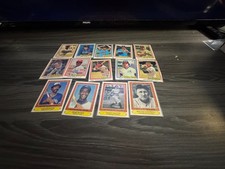 Lot of Vintage Baseball Cards(415)