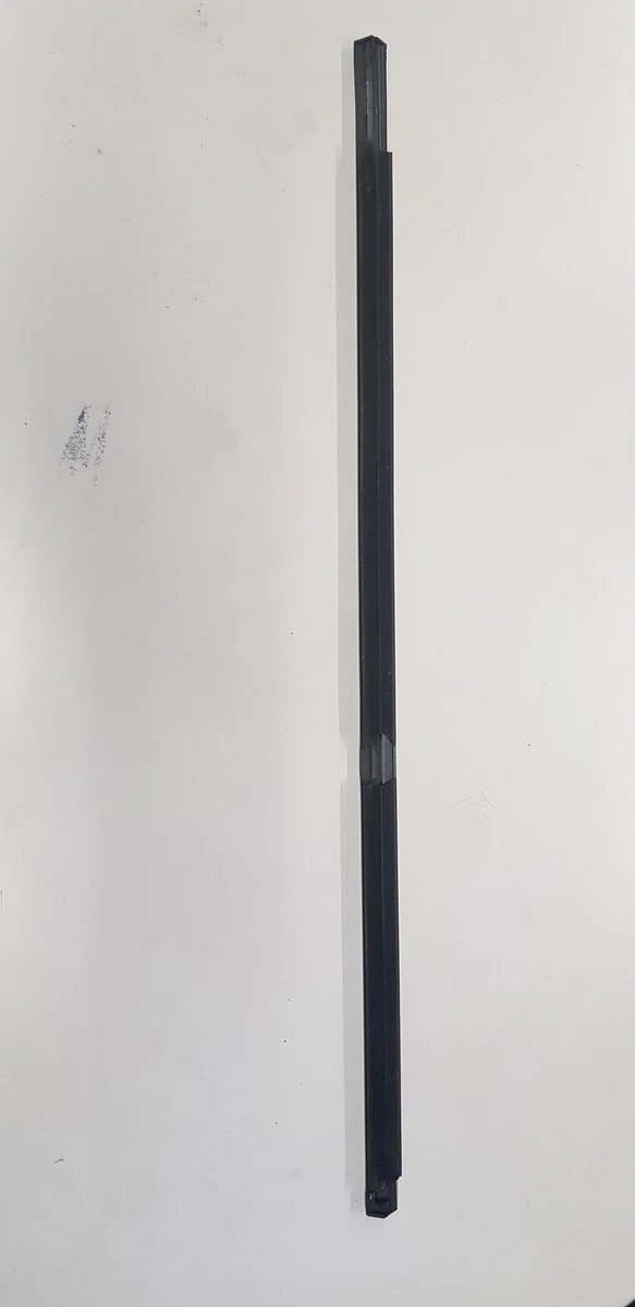 Abdichtschiene Fensterleiste Zierleiste Vorne Links A2057300524 