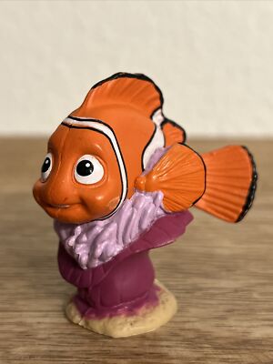 Nemo Disney Finding Nemo 2.5  Action Figure PVC Toy On Base 