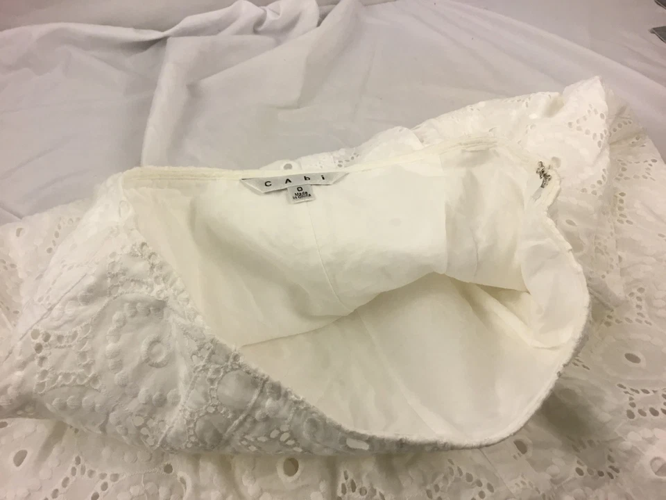 Falda Cabi Talla 0 Blanca 100% Algodón Encaje Forrada Hasta la Rodilla Como Nueva YGI AS7 Foto 4 de 4