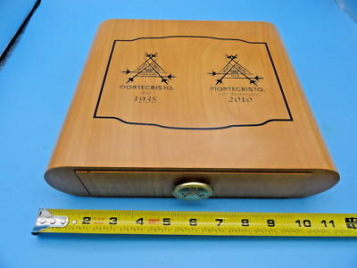 MONTECRISTO 75th ANIVERSARY HUMIDOR