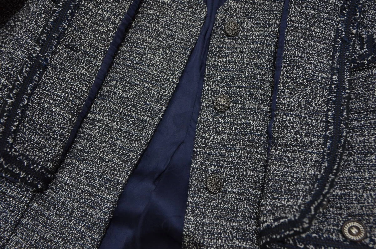 Giacca CHANEL 12A tweed set up Coco Mark collo bottoni 34 gonna 36 blu navy nero