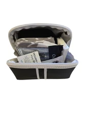 UNITED AIRLINES Saks 5th Avenue Amenity Kit LIMITED EDITION