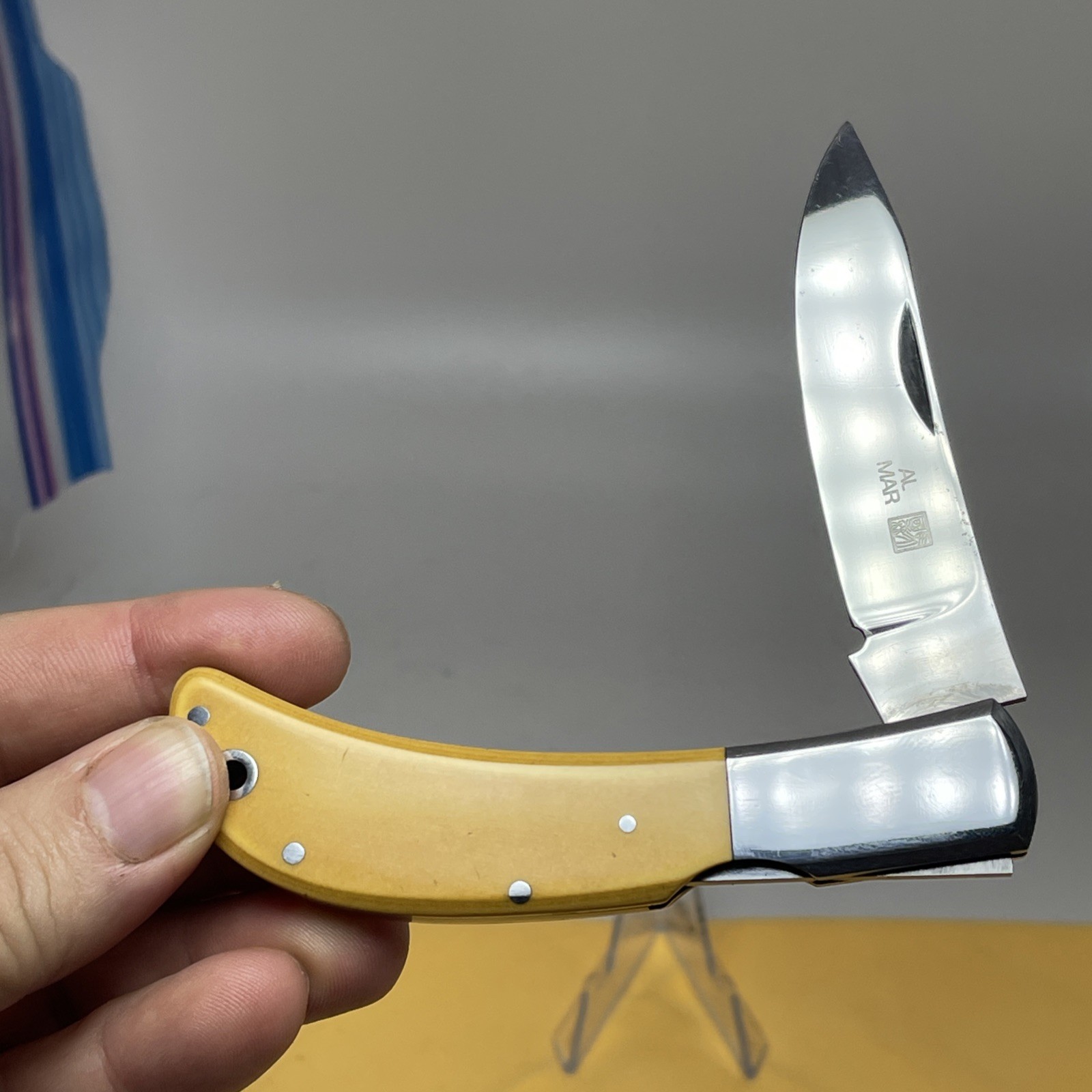 Vintage 1980's Al Mar VULTURE Ivory Yellow Micarta Knife Item #1004 RS 30 Steel